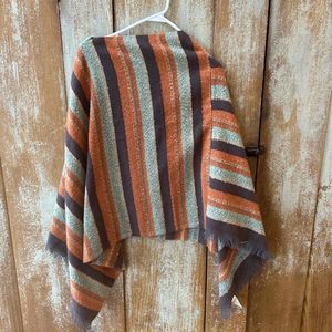 Comfyluxe Women Multicolor Button Neck Warmer Poncho One Size